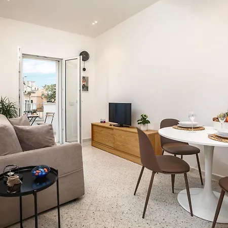 Madau's House Exclusive & *