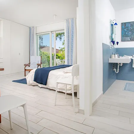 Madau's House Exclusive &